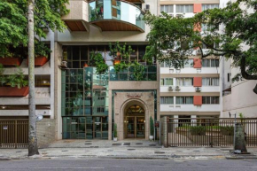 Elegant apt Ipanema by the Beach